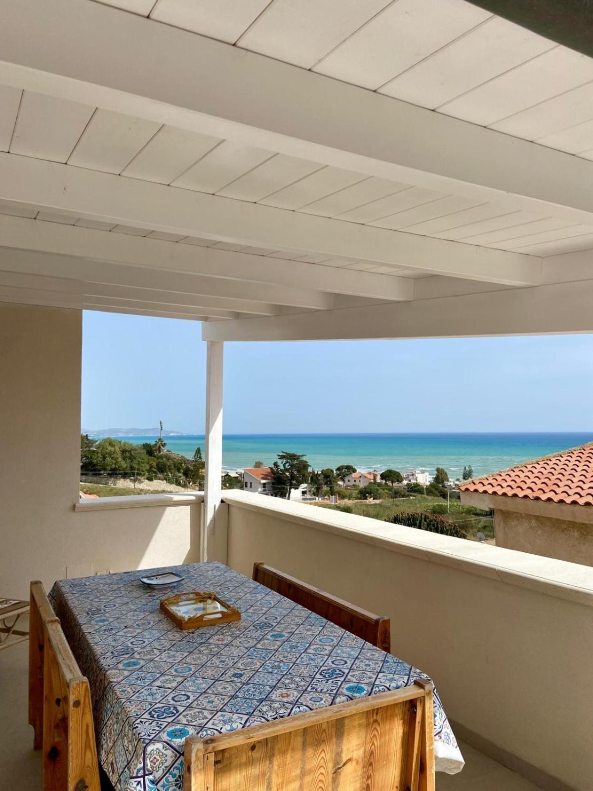 Villa La Terrazza Di Nonna Maria Realmonte Exterior foto